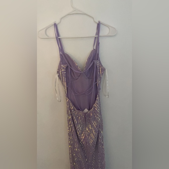 Brand new with tags Macys Gorgeous prom dress open back - Picture 4 of 6